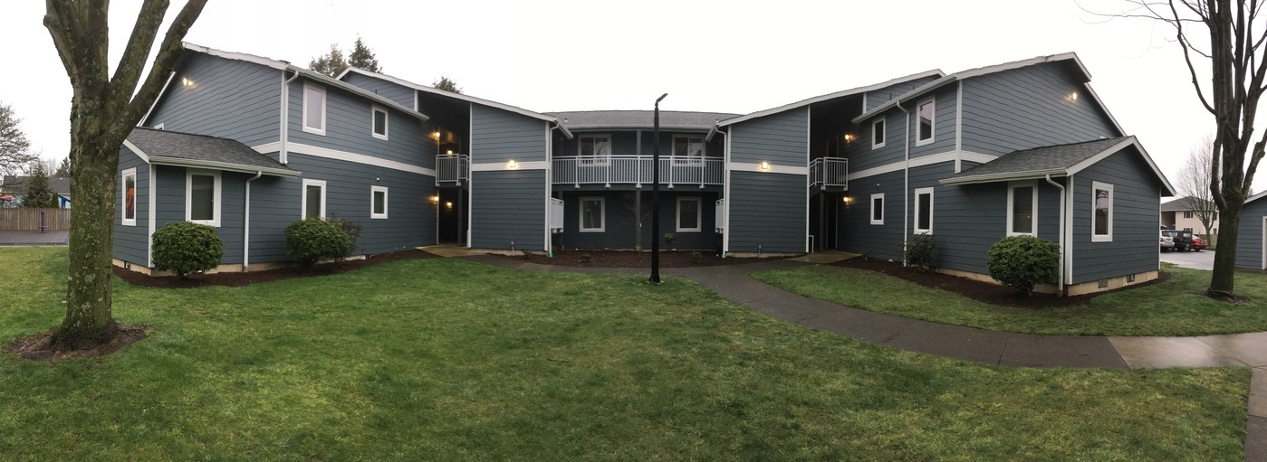 Meadow Glen in Tillamook, OR - Building Photo