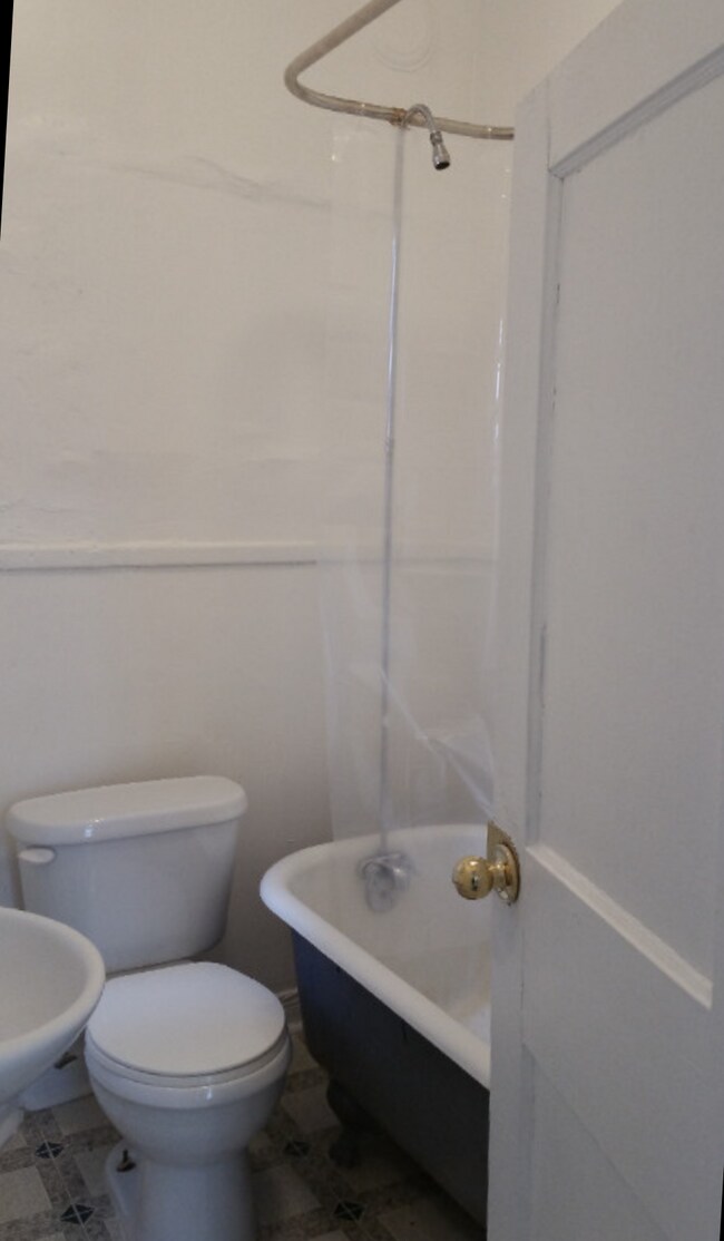 501 McMillan Ave in Winnipeg, MB - Building Photo - Building Photo