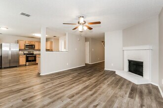 1824 Lariat Dr in Justin, TX - Building Photo - Building Photo