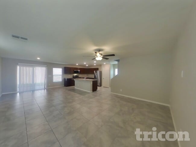 1902 Wild Grain Ave in North Las Vegas, NV - Foto de edificio - Building Photo