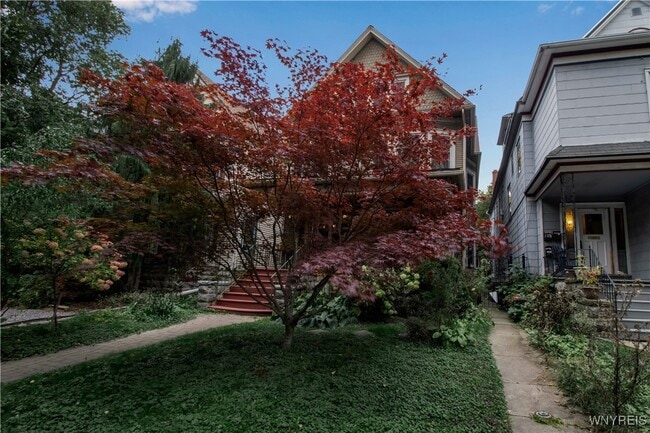 345 Richmond Ave in Buffalo, NY - Building Photo - Building Photo