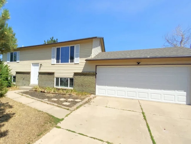 property at 54875 E Cornell Dr