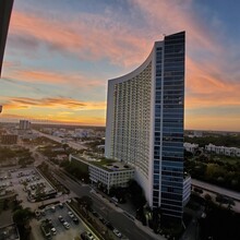 600 NE 36th St in Miami, FL - Building Photo - Building Photo