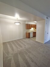 600 Reusens Rd in Lynchburg, VA - Foto de edificio - Building Photo