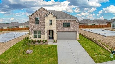 210 Loving Trail in Justin, TX - Building Photo - Building Photo