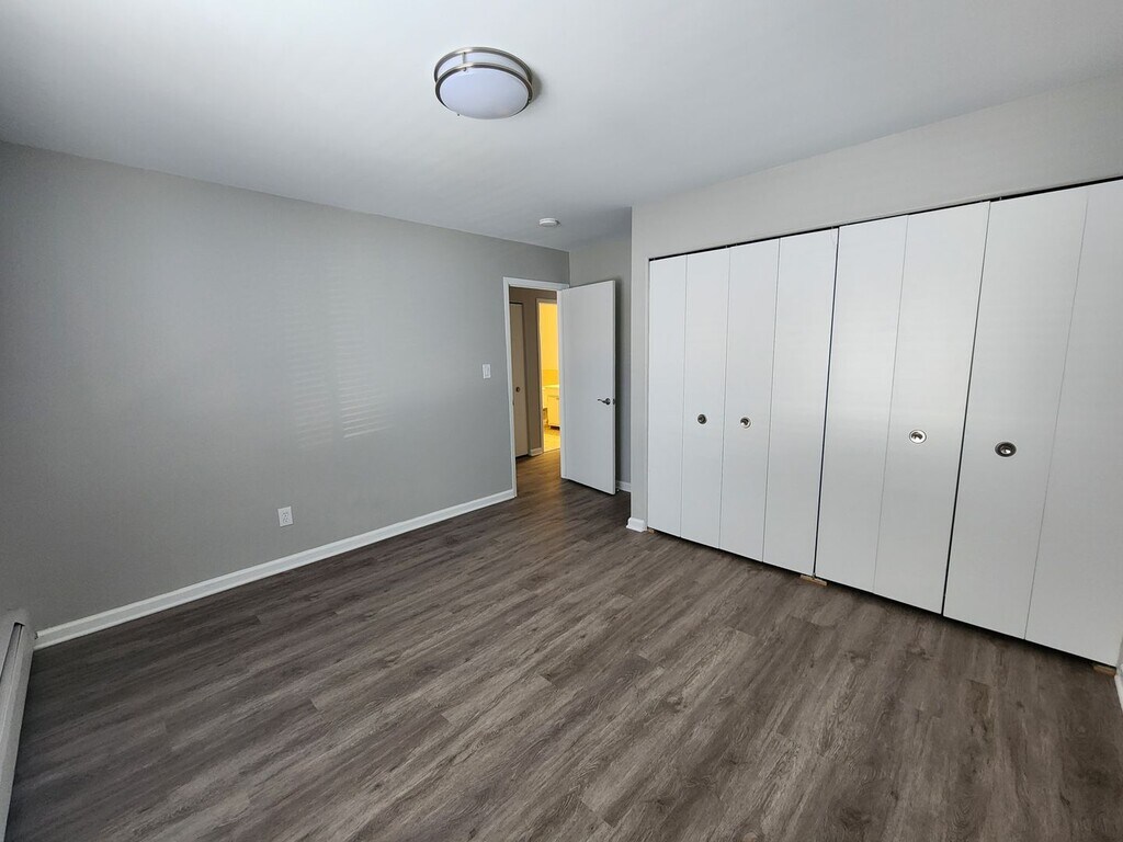 Harvard House Apartments in Berkley, MI