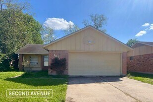 1302 Gamma St in Pasadena, TX - Building Photo