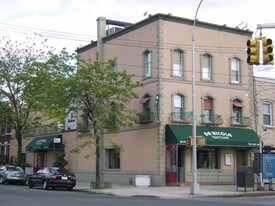 2001 Steinway St in Astoria, NY - Building Photo