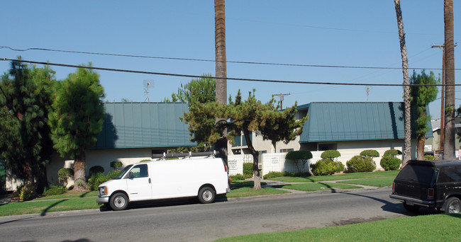 Concorde Apartments in Riverside, CA - Building Photo - Building Photo