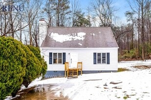 1612 Cranberry Hill Ln