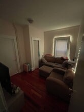 72 Prentiss St, Unit 1 in Watertown, MA - Building Photo - Building Photo
