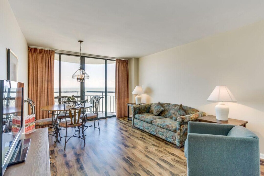 2310 N Ocean Blvd in Myrtle Beach, SC - Building Photo