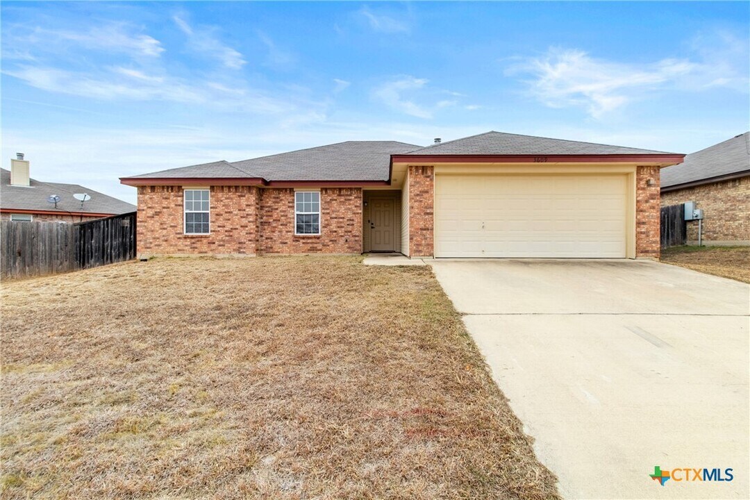 3609 Ida Dr in Killeen, TX - Foto de edificio