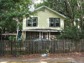 1612 M L King Jr Blvd in Tallahassee, FL - Building Photo