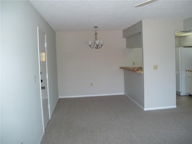 3271 S Beneva Rd-Unit -203 in Sarasota, FL - Building Photo - Building Photo