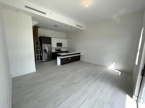 4380 NW 8th Ct in Plantation, FL - Building Photo - Building Photo