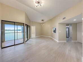 929 Hamilton Dr in Homestead, FL - Foto de edificio - Building Photo