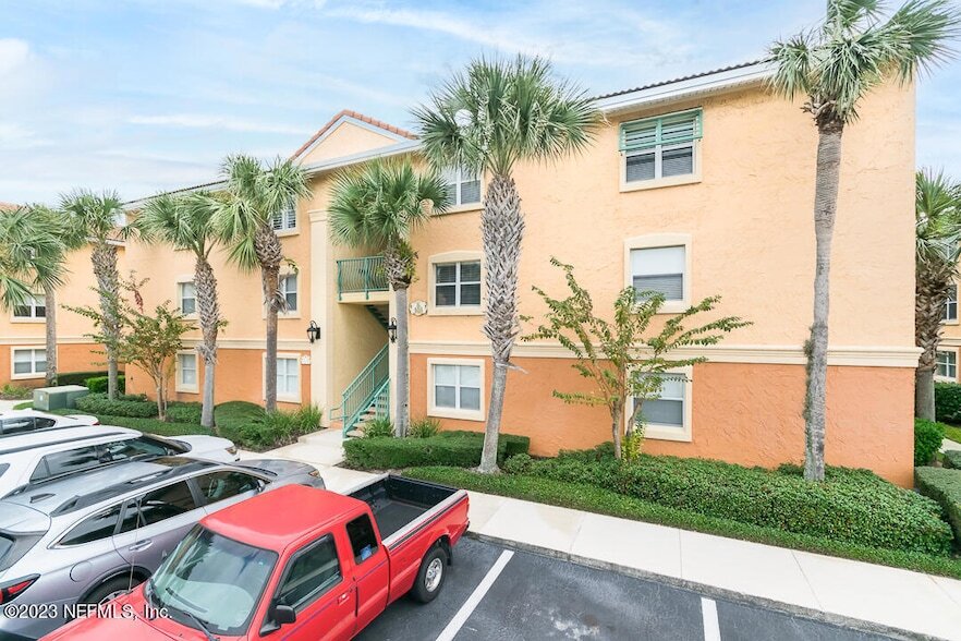 103 25th Ave S, Unit K-22 in Jacksonville Beach, FL - Building Photo