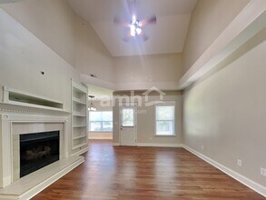 180 Cotillion Crescent in Summerville, SC - Building Photo - Building Photo