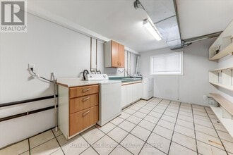 1279 Northmount St in Oshawa, ON - Building Photo - Building Photo