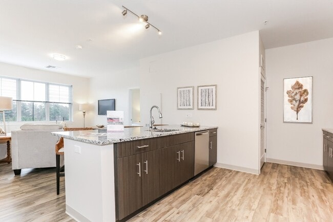 35 Rosebrook Pl in Wareham, MA - Building Photo - Building Photo