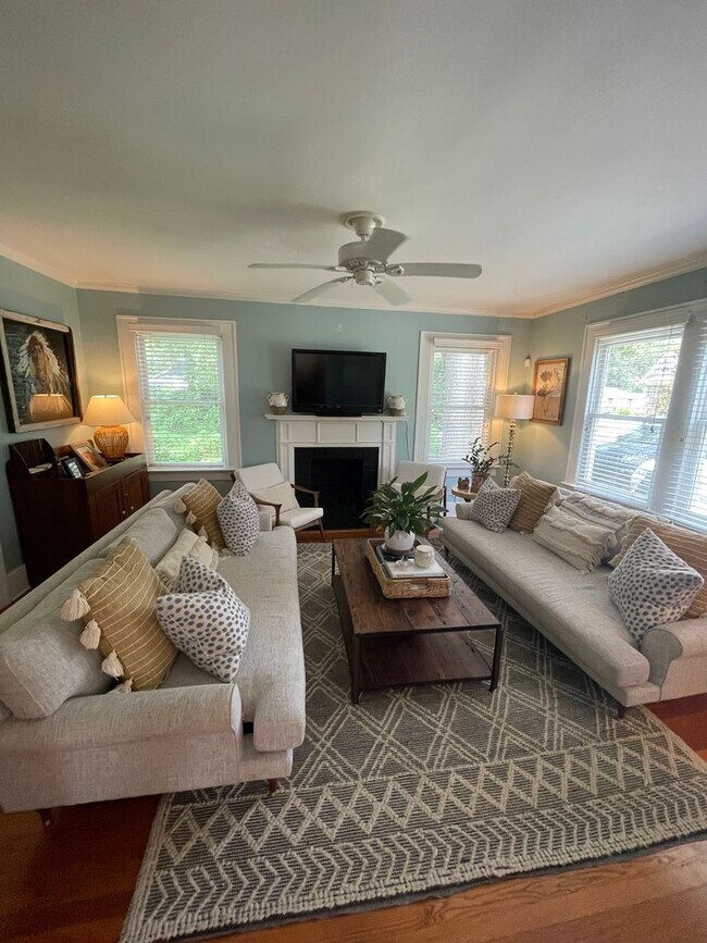 34 Lolandra Ave in Charleston, SC - Building Photo - Building Photo