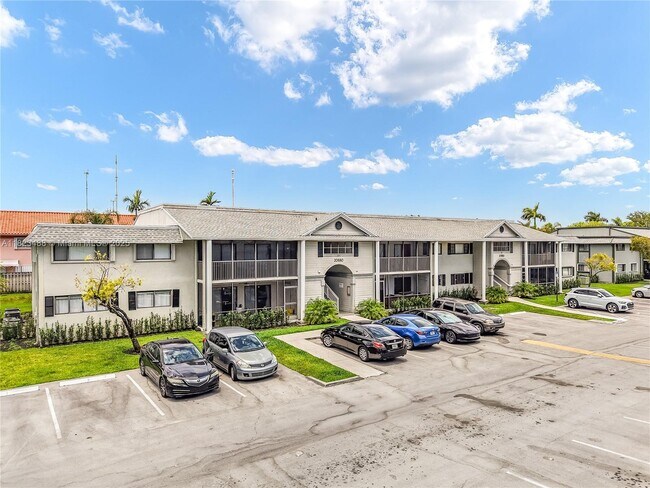 20680 NE 4th Ct in Miami, FL - Building Photo - Building Photo