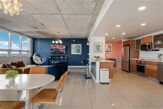 3250 NE 1st Ave, Unit 715 in Miami, FL - Building Photo - Building Photo
