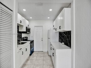 708 N 20th Ave in Hollywood, FL - Building Photo - Building Photo
