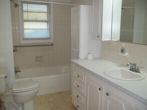 115 Armstrong Cir in Church Hill, TN - Building Photo - Building Photo