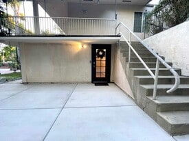 3141 Hillview Dr N in Chino, CA - Building Photo