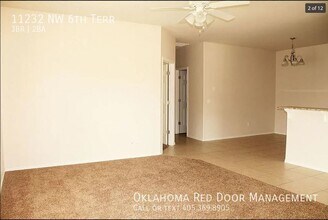 11232 NW 6th Terrace, Unit liliuokalanigardens in Yukon, OK - Building Photo - Building Photo