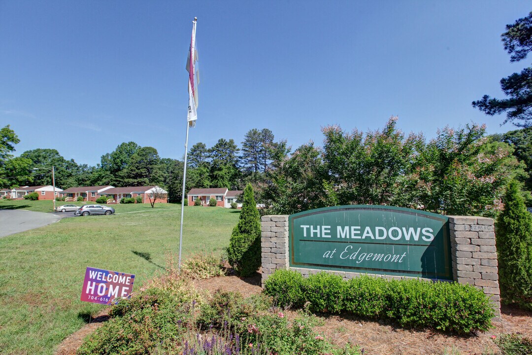 Meadows at Edgemont in Gastonia, NC - Building Photo