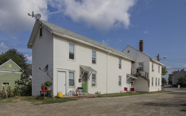 87 Union St in Brewer, ME - Foto de edificio - Building Photo