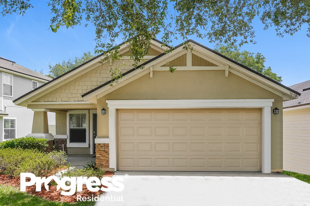 3899 Pebble Brooke Circle South in Orange Park, FL - Building Photo