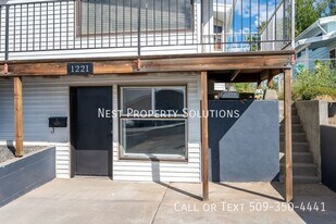 1221 S Baker St in Moses Lake, WA - Building Photo