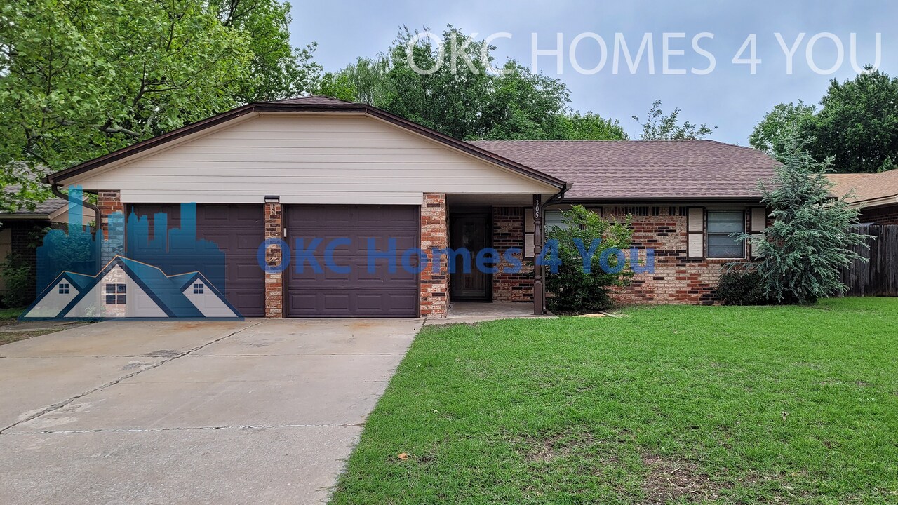 1305 Creek Dr in Yukon, OK - Building Photo