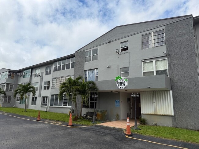 property at 120 Royal Palm Rd