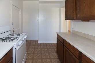 836 W Waveland in Chicago, IL - Building Photo - Building Photo