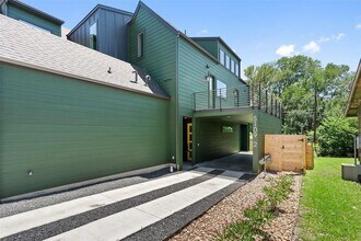 5109 Stone Gate Dr in Austin, TX - Building Photo - Building Photo