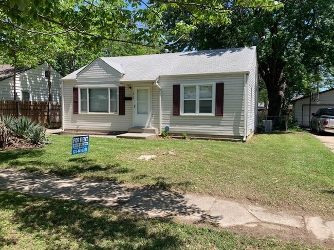 property at 1318 S St Francis Ave