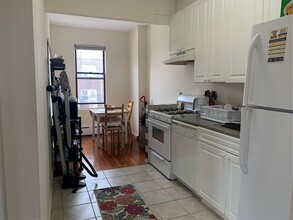 32-60-60 43rd St in Queens, NY - Building Photo - Building Photo