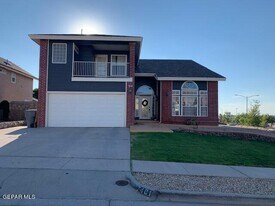 7401 Plaza Taurina Dr in El Paso, TX - Building Photo