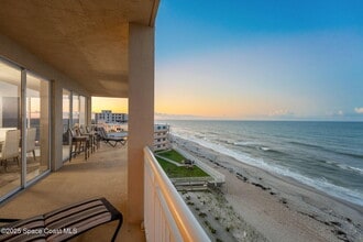 1025 Jimmy Buffett Mem Hwy in Satellite Beach, FL - Building Photo - Building Photo