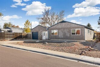 203 Elmwood Dr in Colorado Springs, CO - Building Photo - Building Photo