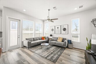 4002 Elser St in Houston, TX - Building Photo - Building Photo