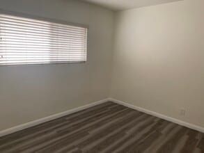 4850 Santa Ana St, Unit 4850 in Cudahy, CA - Building Photo - Building Photo