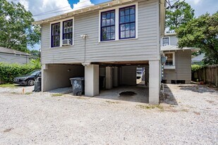1938 Oleander St in Baton Rouge, LA - Building Photo