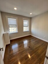 31 Queensberry St in Boston, MA - Building Photo - Building Photo