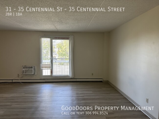 35-35 Centennial St